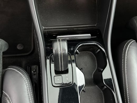 Volvo  XC40 P8 R-Design | 19" | Panoramadak | 360 Camera | Elektr. verst. Stoelen | Harman Kardon | Warmtepom... ActivLease financial lease