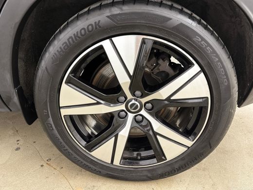 Volvo  XC40 P8 R-Design | 19" | Panoramadak | 360 Camera | Elektr. verst. Stoelen | Harman Kardon | Warmtepom... ActivLease financial lease
