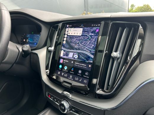 Volvo  XC60 2.0 T6 Plug-in hybrid AWD Plus Dark | Panoramadak | Harman/Kardon | Trekhaak | 360 Camera | ActivLease financial lease