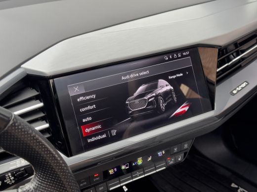 Audi Q4 e-tron 50 QUATTRO 3X S-LINE COMPETITION-EDITION 77 KWH/300PK LEDER PANODAK NAVI CAMERA DIGI-DASH APPLE-C... ActivLease financial lease