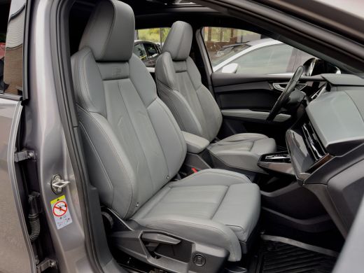 Audi Q4 e-tron 50 QUATTRO 3X S-LINE COMPETITION-EDITION 77 KWH/300PK LEDER PANODAK NAVI CAMERA DIGI-DASH APPLE-C... ActivLease financial lease