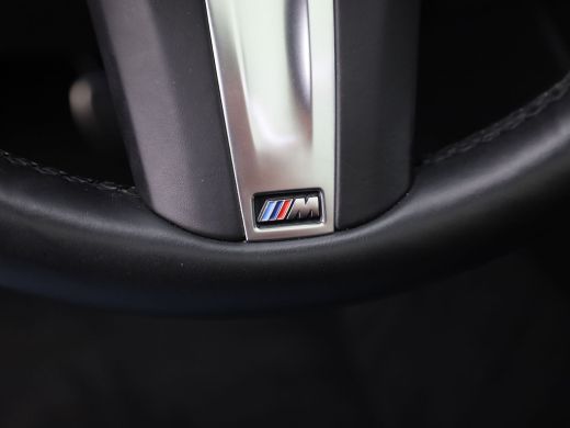 BMW 3 Serie Touring M340i xDrive | Pano | Keyless | Memory | Trekhaak | Laser | Head Up | 19'' | Prijs Rijkla... ActivLease financial lease