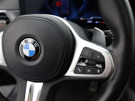 BMW 3 Serie Touring M340i xDrive | Pano | Keyless | Memory | Trekhaak | Laser | Head Up | 19'' | Prijs Rijkla... ActivLease financial lease