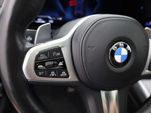 BMW 3 Serie Touring M340i xDrive | Pano | Keyless | Memory | Trekhaak | Laser | Head Up | 19'' | Prijs Rijkla... ActivLease financial lease
