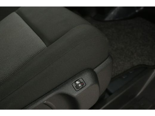 Citroën Jumpy 2.0 BlueHDI 145PK L3H1 | Dubbele Cabine | Airco | Camera | Cruise | Carplay | Trekhaak | 2xSchuif... ActivLease financial lease