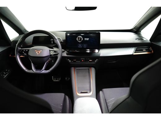 CUPRA Born Essential 62 kWh | Carplay | Camera | Adaptive Cruise | 18" | Keyless | Stuurverwarming | Parkeer... ActivLease financial lease