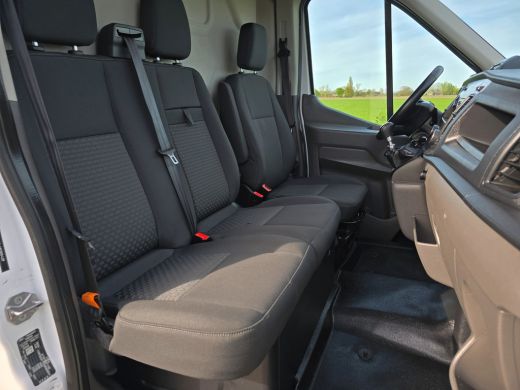 Ford Transit 350 2.0 TDCI L2 H2 - 130 Pk - Euro 6 - Airco - Cruise Control ActivLease financial lease