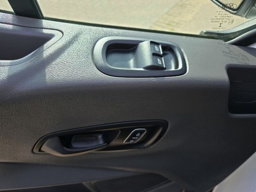 Ford Transit 350 2.0 TDCI L2 H2 - 130 Pk - Euro 6 - Airco - Cruise Control ActivLease financial lease