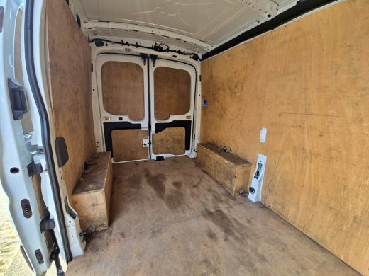 Ford Transit 350 2.0 TDCI L2 H2 - 130 Pk - Euro 6 - Airco - Cruise Control ActivLease financial lease
