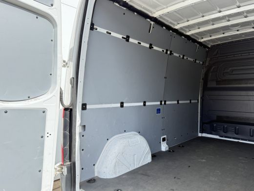 Mercedes-Benz eSprinter 312 55 kWh L2H2 Elektrisch 145km WLTP 92,6% (SOH) 80kw Snelladen Climate Control Camera ActivLease financial lease