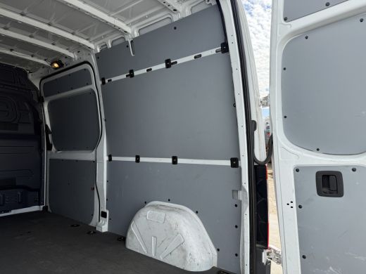 Mercedes-Benz eSprinter 312 55 kWh L2H2 Elektrisch 145km WLTP 92,6% (SOH) 80kw Snelladen Climate Control Camera ActivLease financial lease