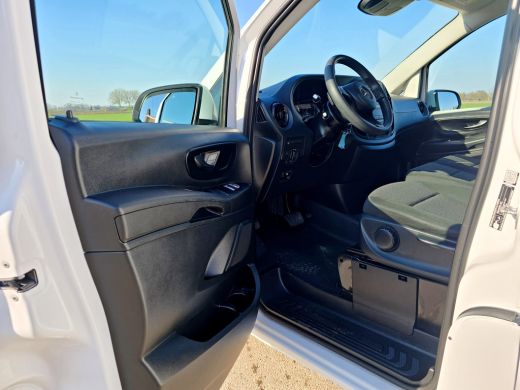 Mercedes-Benz Vito 116 CDI L2 H1 - 160 Pk - Euro 6 - AUTOMAAT - ParkeerCamera - Airco - Cruise Control ActivLease financial lease