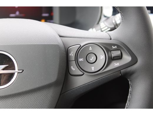 Opel Corsa Ultimate | 17" Lichtmetalen velgen, Diamond Cut | Dode hoek waarschuwing | Draadloze telefoonlader ActivLease financial lease
