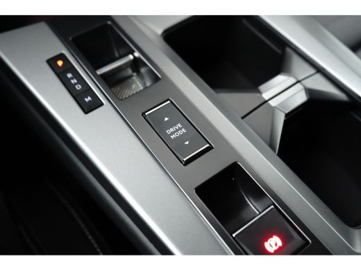 Opel Grandland 1.2 Turbo Hybrid GS / Navigatie / 360 Camera / Head-up display / Keyless / Parkeersensoren / Stuu... ActivLease financial lease