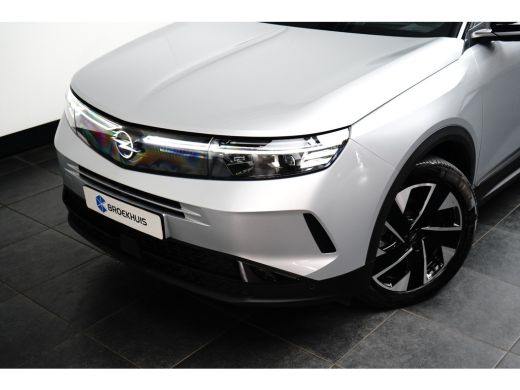 Opel Grandland 1.2 Turbo Hybrid GS / Navigatie / 360 Camera / Head-up display / Keyless / Parkeersensoren / Stuu... ActivLease financial lease