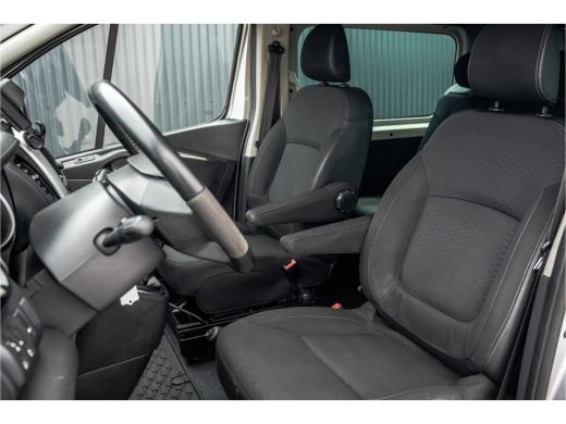 Opel Vivaro 1.6 CDTI L2H1 | DC 5-Zits | LED | Camera | Airco | Trekhaak ActivLease financial lease