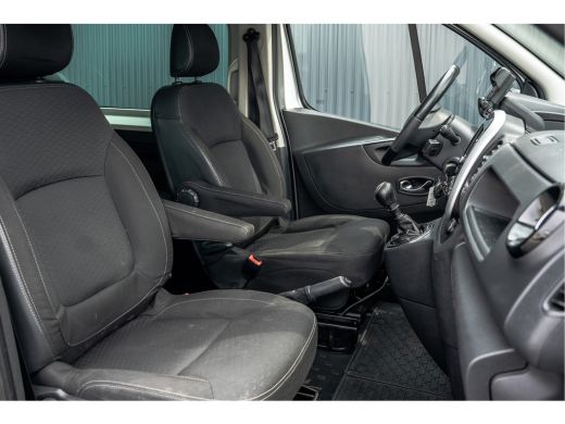Opel Vivaro 1.6 CDTI L2H1 | DC 5-Zits | LED | Camera | Airco | Trekhaak ActivLease financial lease