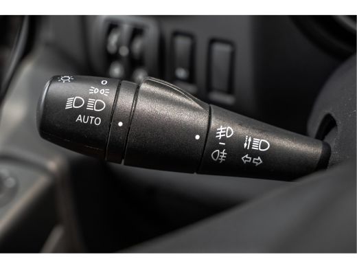 Opel Vivaro 1.6 CDTI L2H1 | DC 5-Zits | LED | Camera | Airco | Trekhaak ActivLease financial lease