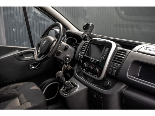 Opel Vivaro 1.6 CDTI L2H1 | DC 5-Zits | LED | Camera | Airco | Trekhaak ActivLease financial lease