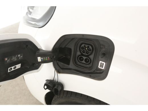 Opel Vivaro-e Fiat e-Scudo 75 kWh L3H1 | Snelladen | SOH 93% | Clima | Camera | 3 Zits | Carplay | Cruise | Par... ActivLease financial lease