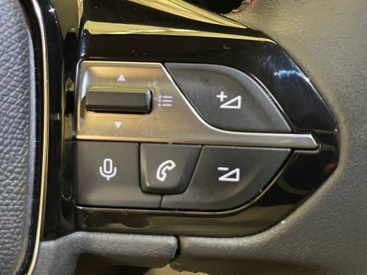 Peugeot 308 SW 1.2 PureTech Allure Camera | Adaptieve Cruise | Parkeersensoren | 17" Lichtmetaal | Navigatie ... ActivLease financial lease