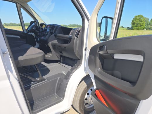 Peugeot Boxer 2.2 BlueHDi L2 H2 - 140 Pk - Euro 6 - Airco - Cruise Control ActivLease financial lease