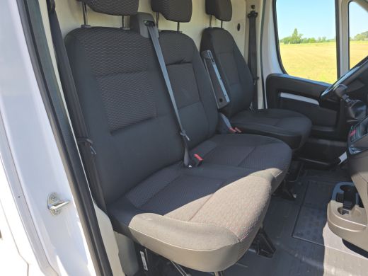 Peugeot Boxer 2.2 BlueHDi L2 H2 - 140 Pk - Euro 6 - Airco - Cruise Control ActivLease financial lease