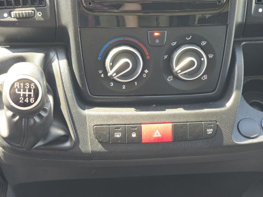 Peugeot Boxer 2.2 BlueHDi L2 H2 - 140 Pk - Euro 6 - Airco - Cruise Control ActivLease financial lease