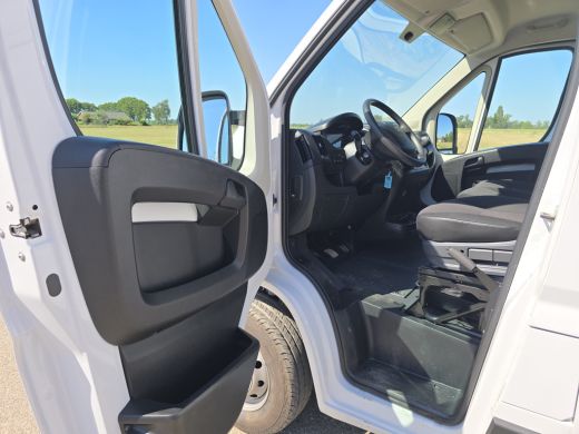 Peugeot Boxer 2.2 BlueHDi L2 H2 - 140 Pk - Euro 6 - Airco - Cruise Control ActivLease financial lease