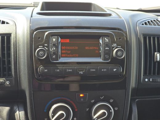 Peugeot Boxer 2.2 BlueHDi L2 H2 - 140 Pk - Euro 6 - Airco - Cruise Control ActivLease financial lease