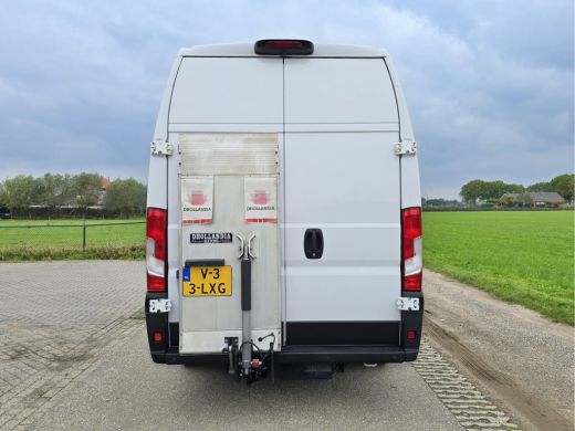 Peugeot Boxer 435 2.2 BlueHDi L4 H3 - 165 Pk - Euro 6 - Airco - ParkeerCamera - Laadklep ActivLease financial lease
