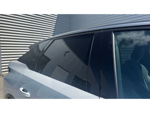 Peugeot e-3008 73KWH GT AVANTAGE 214PK / NAVI / LEDER / CLIMA / FULL-LED / 20" LMV / KEYLESS / WARMTEPOMP / 360&deg;... ActivLease financial lease