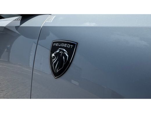 Peugeot e-3008 73KWH GT AVANTAGE 214PK / NAVI / LEDER / CLIMA / FULL-LED / 20" LMV / KEYLESS / WARMTEPOMP / 360&deg;... ActivLease financial lease