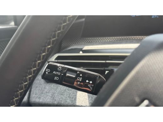Peugeot e-3008 73KWH GT AVANTAGE 214PK / NAVI / LEDER / CLIMA / FULL-LED / 20" LMV / KEYLESS / WARMTEPOMP / 360&deg;... ActivLease financial lease