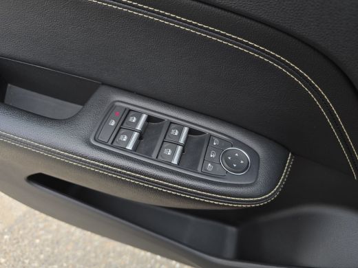 Renault Arkana 1.3 TCe Mild Hybrid - 140 Pk - Euro 6 - AUTOMAAT - ParkeerCamera - Climate Control ActivLease financial lease