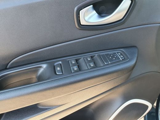 Renault Captur 1.5 dCi Automaat - 90 Pk -Euro 6 - Navi - Airco ActivLease financial lease