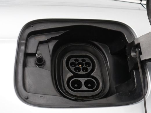 Skoda Enyaq iV | SOH 92,4% | Panoramadak | Stoel/stuur verwarming | Half leder | Adaptive cruise | Carplay | Vir... ActivLease financial lease
