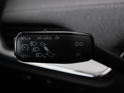 Skoda Enyaq iV | SOH 92,4% | Panoramadak | Stoel/stuur verwarming | Half leder | Adaptive cruise | Carplay | Vir... ActivLease financial lease