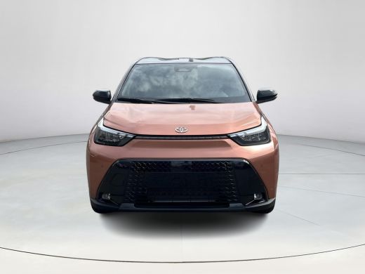 Toyota Aygo Hybrid 115 envy ActivLease financial lease