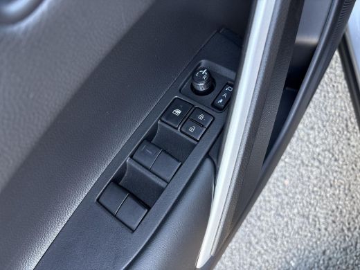 Toyota Corolla Cross Hybrid 140 Style ActivLease financial lease
