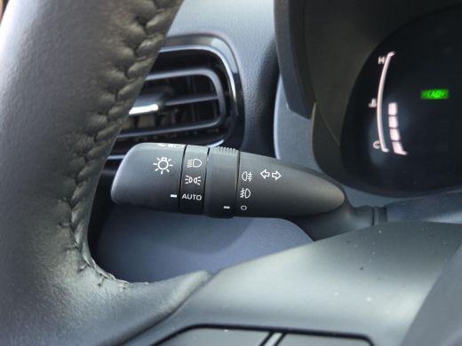 Toyota Yaris 1.5 Hybrid 115 Dynamic Comfort Pack | Nl Auto | BTW Auto | Apple CarPlay | Rijklaar incl. garantie | ActivLease financial lease