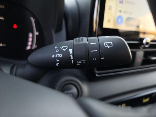 Toyota Yaris 1.5 Hybrid 115 Dynamic Comfort Pack | Nl Auto | BTW Auto | Apple CarPlay | Rijklaar incl. garantie | ActivLease financial lease