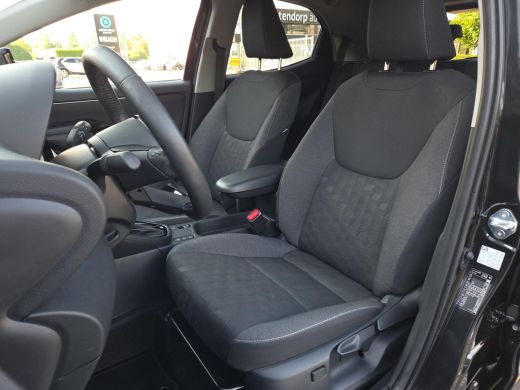 Toyota Yaris 1.5 Hybrid 115 Dynamic Comfort Pack | NL Auto | BTW Auto | Rijklaar incl. garantie | ActivLease financial lease