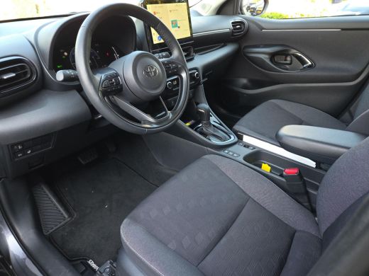 Toyota Yaris 1.5 Hybrid 115 Dynamic Comfort Pack | NL Auto | Parkeersens. | Blindspot | Rijklaar incl. garantie | ActivLease financial lease