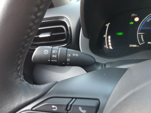 Toyota Yaris 1.5 Hybrid 115 Dynamic Comfort Pack | NL Auto | Parkeersens. | Blindspot | Rijklaar incl. garantie | ActivLease financial lease