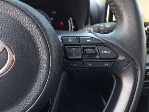 Toyota Yaris 1.5 Hybrid 115 First Edition | NL Auto | BTW | Apple CarPlay | Rijklaar incl. garantie | ActivLease financial lease