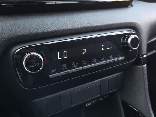 Toyota Yaris 1.5 Hybrid 115 First Edition | NL Auto | BTW | Apple CarPlay | Rijklaar incl. garantie | ActivLease financial lease