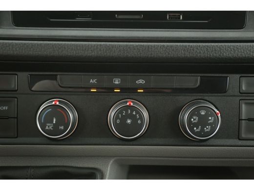 Volkswagen Crafter 2.0 TDI L3H3 140PK | 3000kg Trekgew. |  Airco | 3 Zits | Trekhaak | Elektrpakket ActivLease financial lease