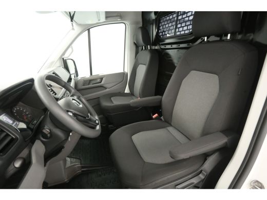 Volkswagen Crafter 2.0 TDI L3H3 140PK | 3000kg Trekgew. | Automaat | Airco | Cruise | Camera | Carplay | LED | Navi ... ActivLease financial lease