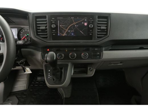 Volkswagen Crafter 2.0 TDI L3H3 140PK | 3000kg Trekgew. | Automaat | Airco | Cruise | Camera | Carplay | LED | Navi ... ActivLease financial lease